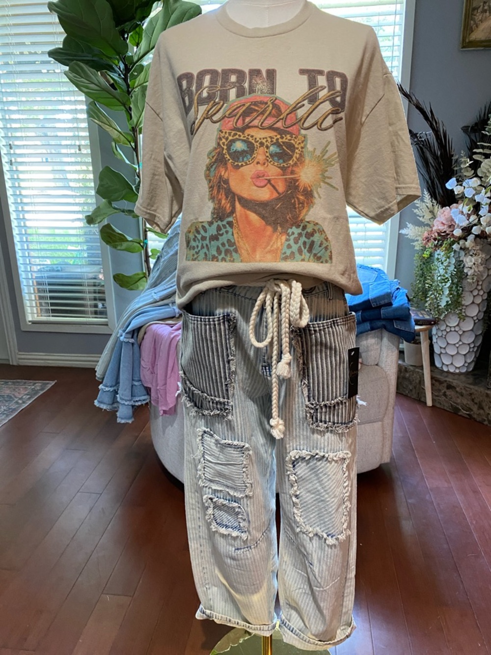 Oli & Hali Light Blue Striped Cropped Jeans/ patchwork pockets